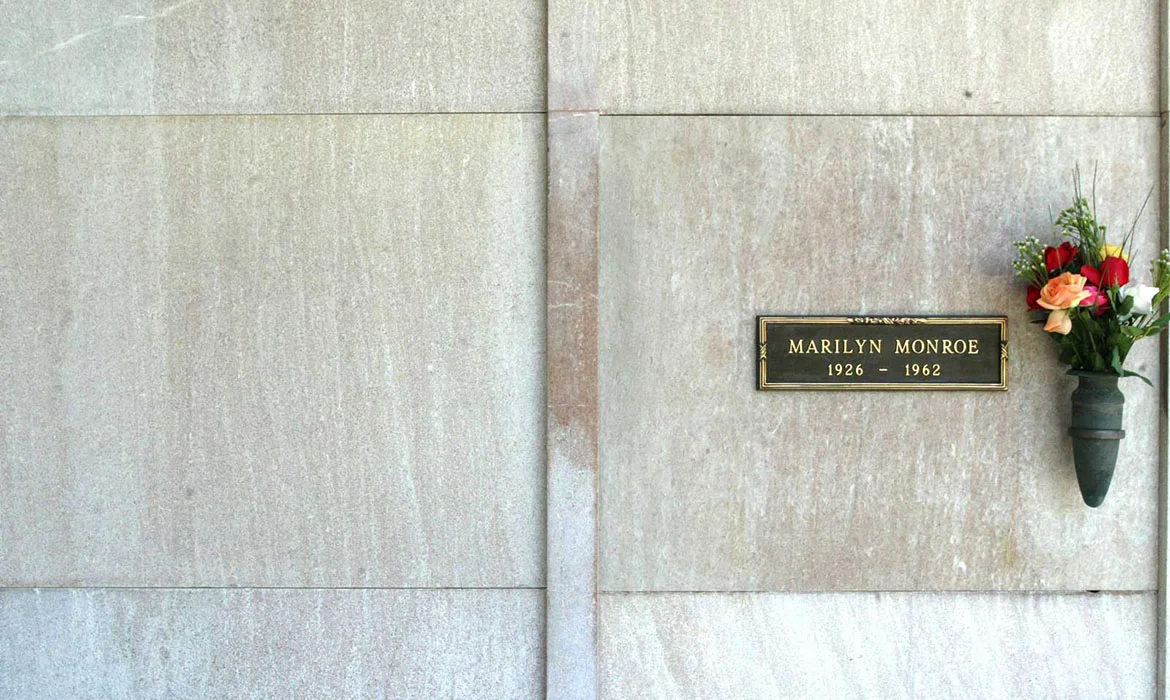 Hugh Hefner grave marker beside Marilyn Monroe