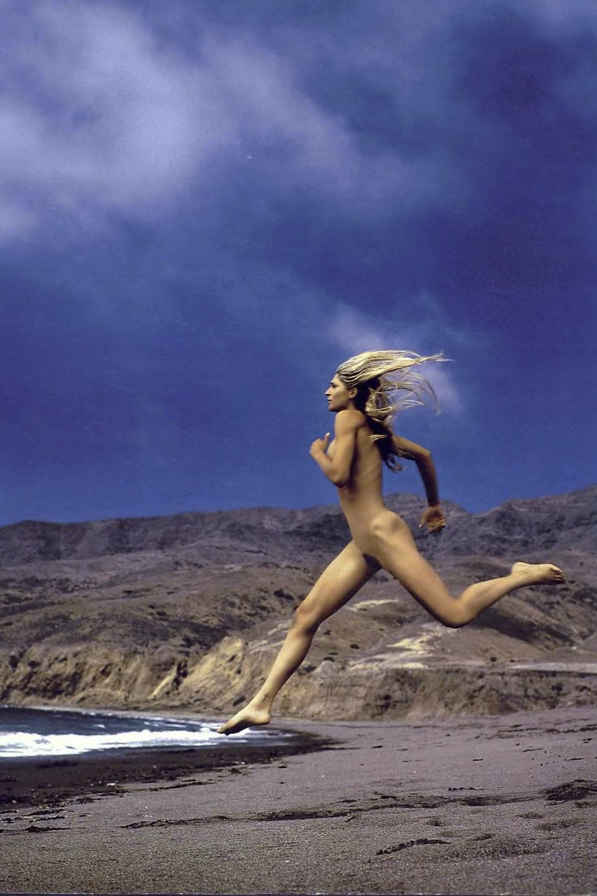 Gabrielle Reece topless