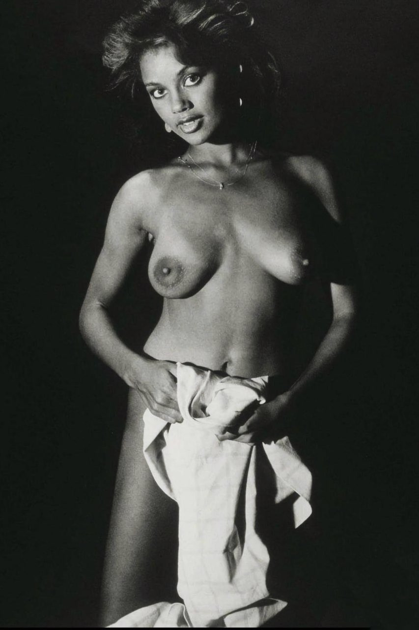 Vanessa Williams nude